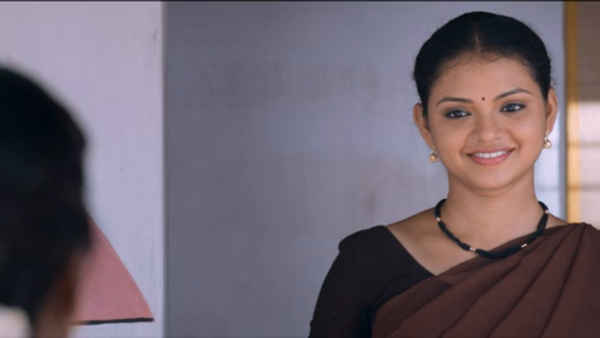 Nadodi Kanavu Poster 1