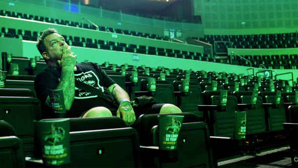 Nail in the Coffin: The Fall and Rise of Vampiro Poster 1