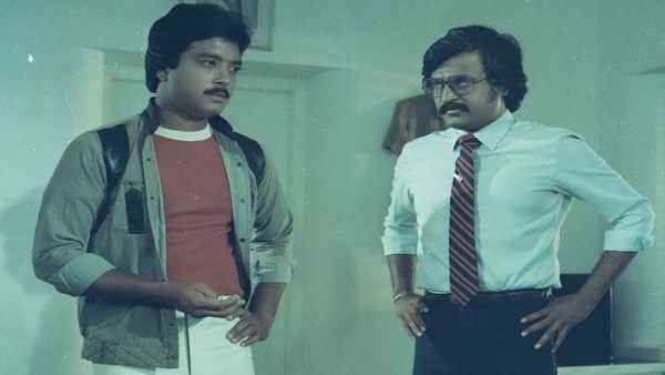 Nallavanukku Nallavan Poster 3