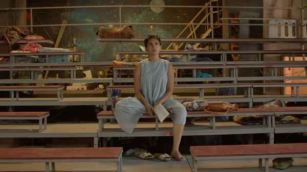 Natchathiram Nagargirathu Poster 4