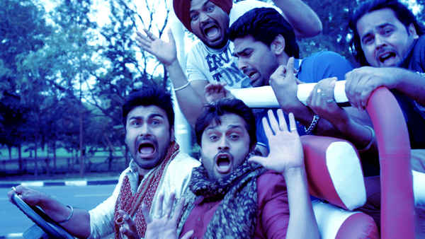 Naughty Jatts Poster 3