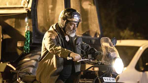 Nerkonda Paarvai Poster 7