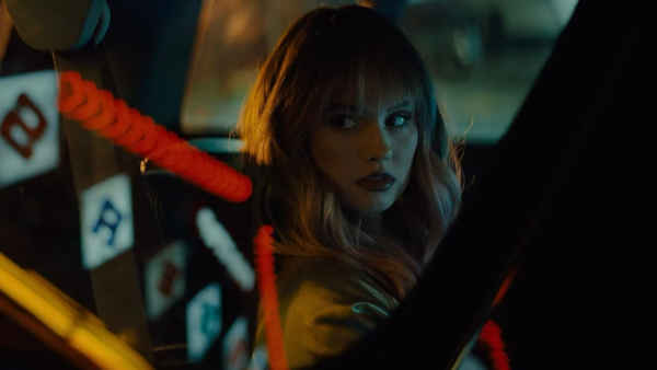 Night Teeth Poster 5