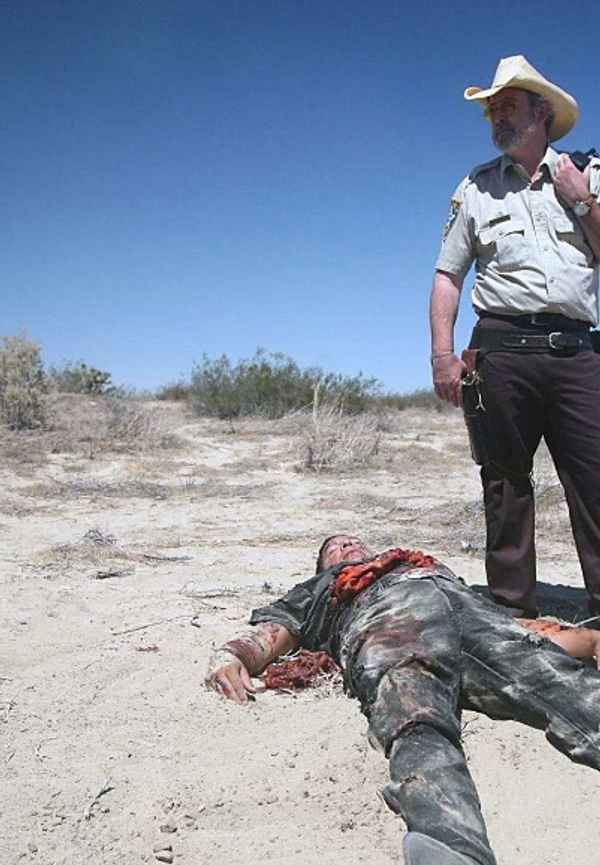 No Man's Land: The Rise of Reeker Poster 4