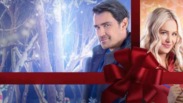 Noel Next Door Poster 1