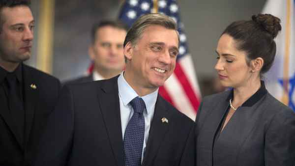 Norman: The Moderate Rise and Tragic Fall of a New York Fixer Poster 2