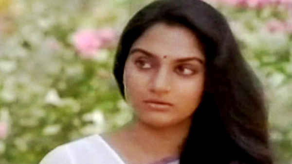 Novemberinte Nashtam Poster 7