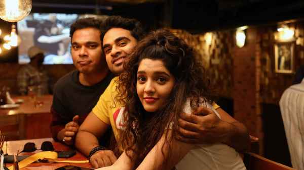 Oh My Kadavule Poster 2