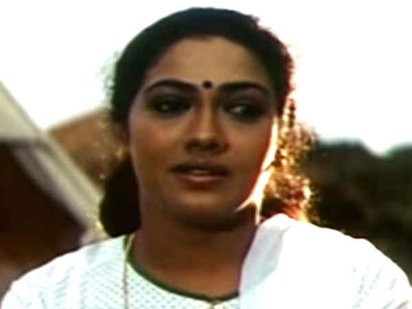 Oliyambukal Poster 5