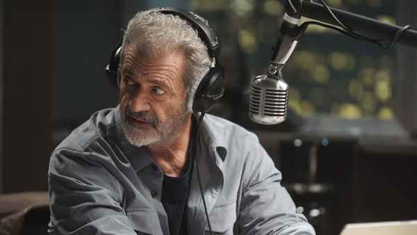 On the Line Poster 1