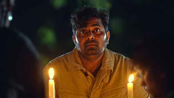 Onaayum Aattukkuttiyum Poster 1