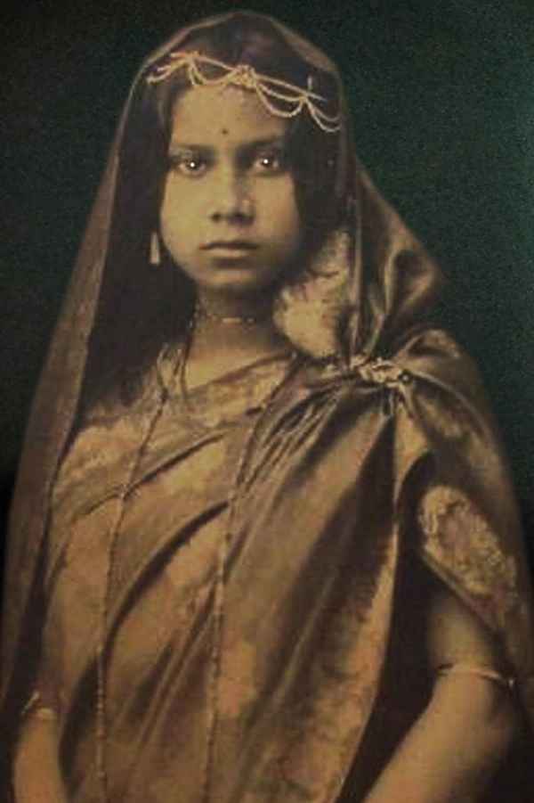 Once Upon a Time in Calcutta Poster 4