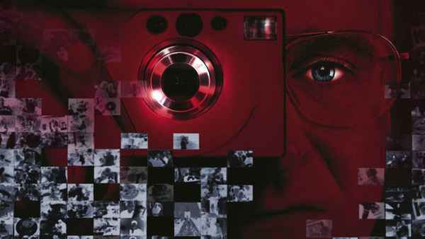 One Hour Photo Poster 7