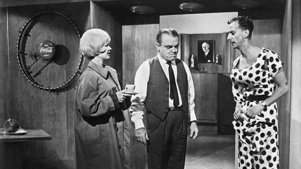 One, Two, Three Poster 3