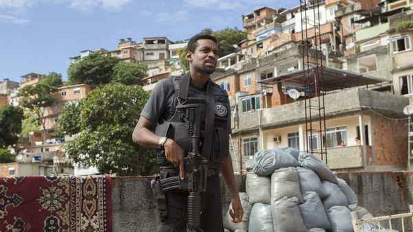 Operações Especiais Poster 2