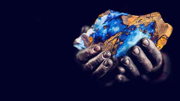 Outback Opal Hunters Poster 5