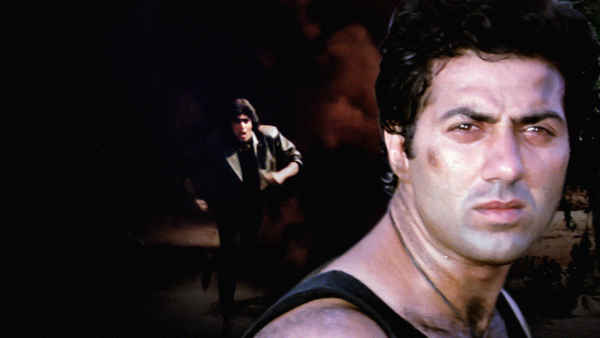 Paap Ki Duniya Poster 1