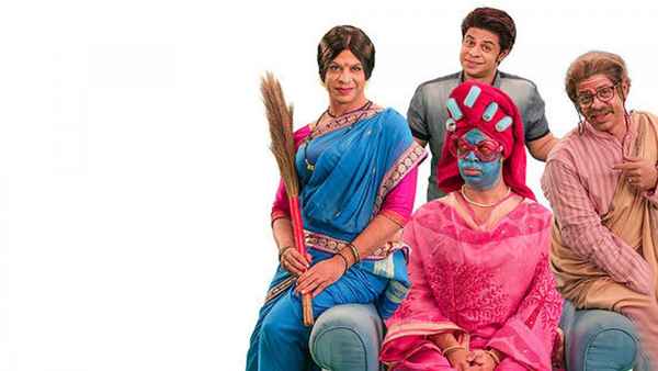 Pammi Aunty Poster 3