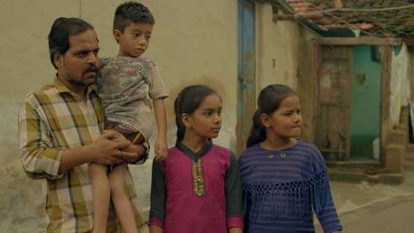 Panchayat Season 1 (पंचायत सीजन 1) Poster 2