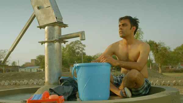 Panchayat Season 1 (पंचायत सीजन 1) Poster 5