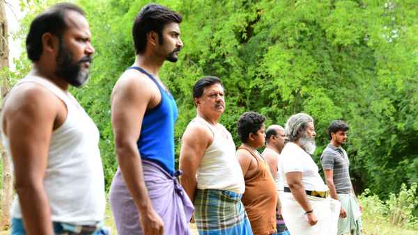 Pattathu Arasan Poster 4