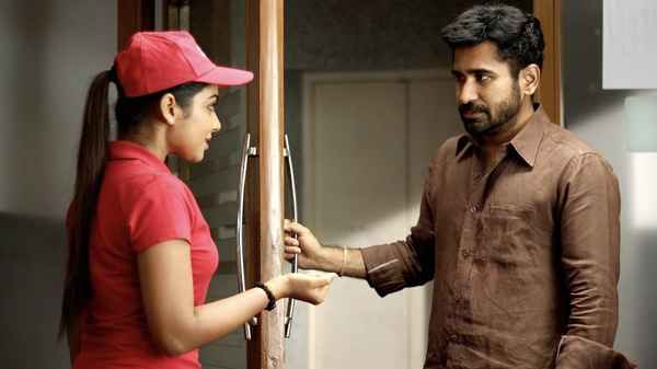 Pichaikkaran Poster 5