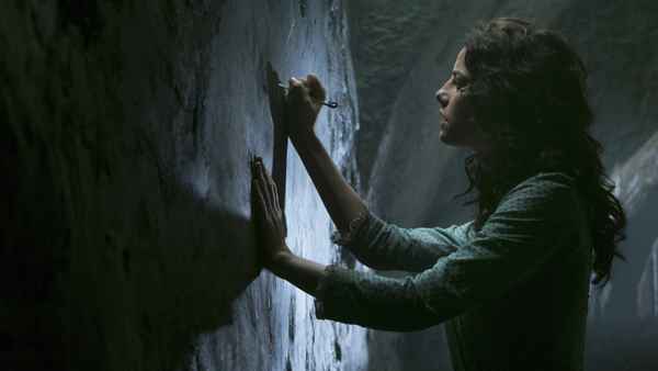 Pirates of the Caribbean: Dead Men Tell No Tales Poster 4