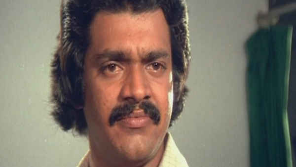 Pooviriyum Pulari Poster 6