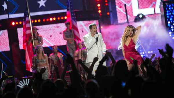 Popstar: Never Stop Never Stopping Poster 1