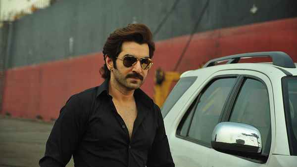 Power (পাওয়ার) Poster 1