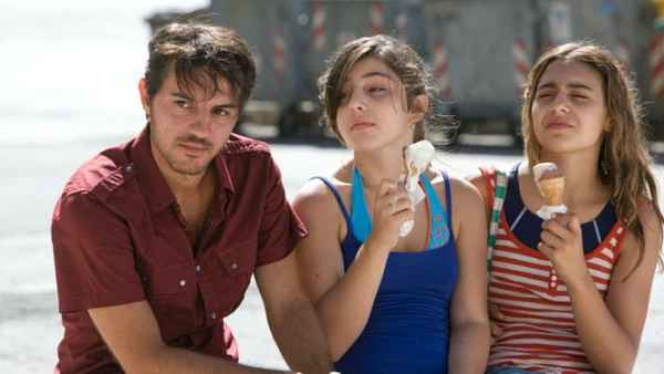 Pretty Butterflies Poster 3