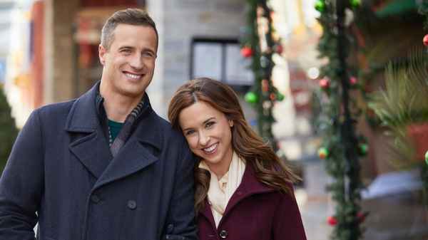 Pride, Prejudice and Mistletoe Poster 6