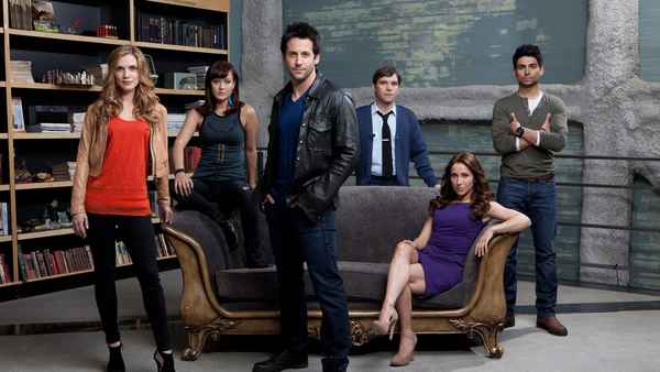 Primeval: New World Poster 2