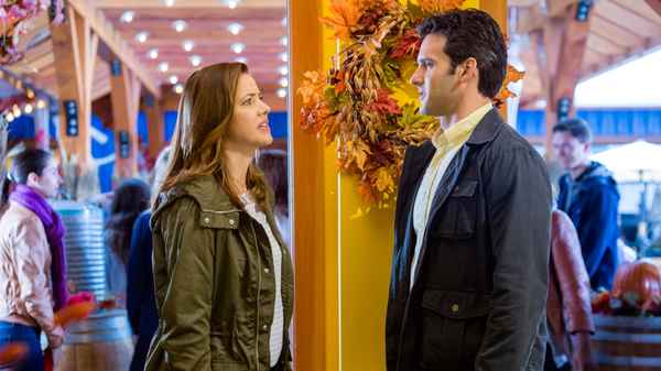 Pumpkin Pie Wars Poster 7