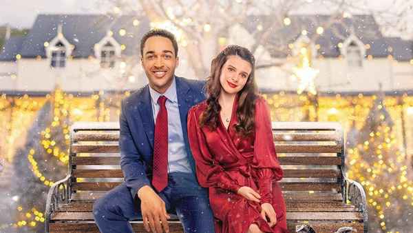 Puppy Love for Christmas Poster 4