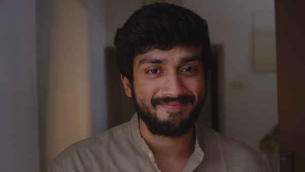 Putham Pudhu Kaalai Poster 2