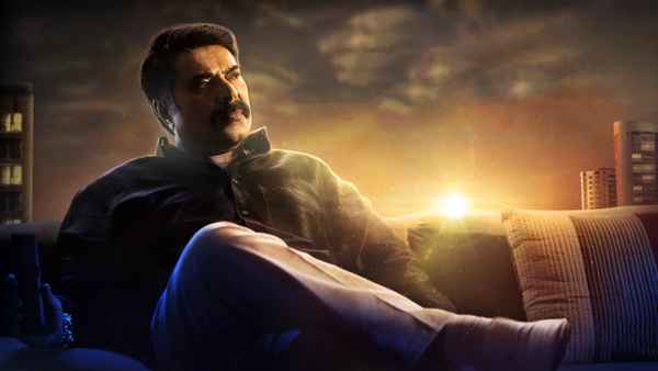 Puthan Panam Poster 1