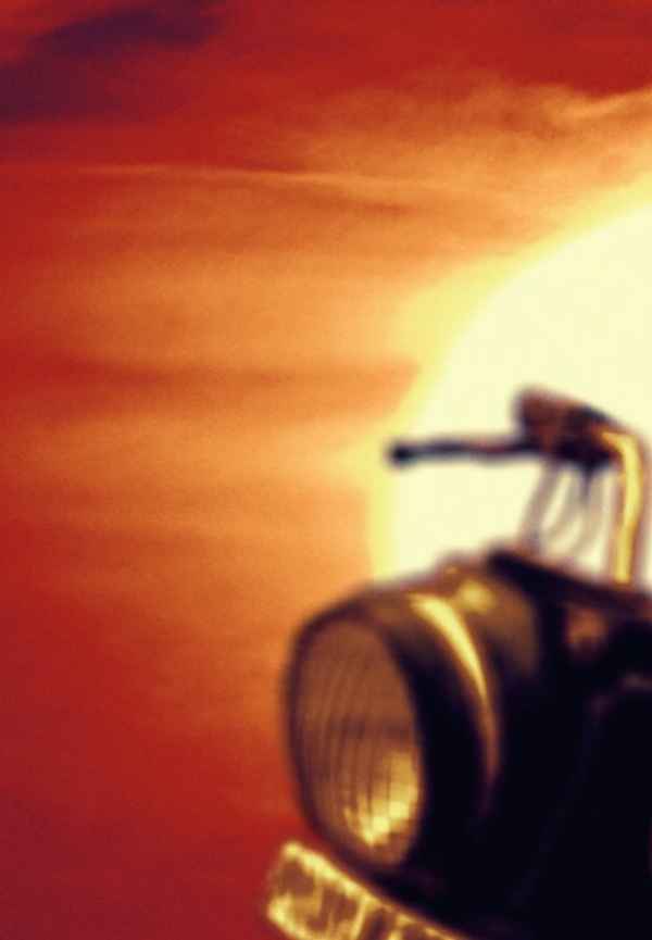 Raat Akeli Hai Poster 7