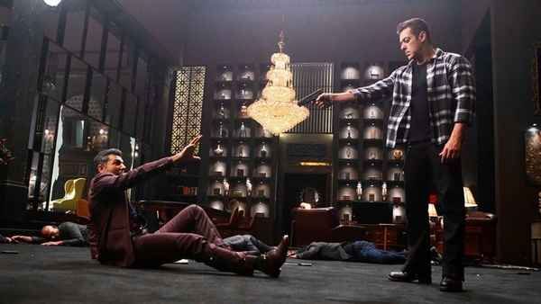 Radhe - Your Most Wanted Bhai Poster 5