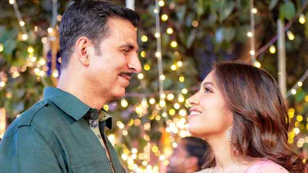 Raksha Bandhan Poster 2