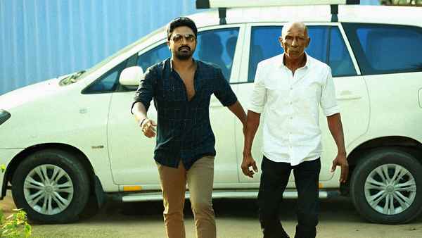 Rayar Parambarai Poster 4