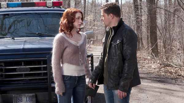 Red: Werewolf Hunter Poster 1