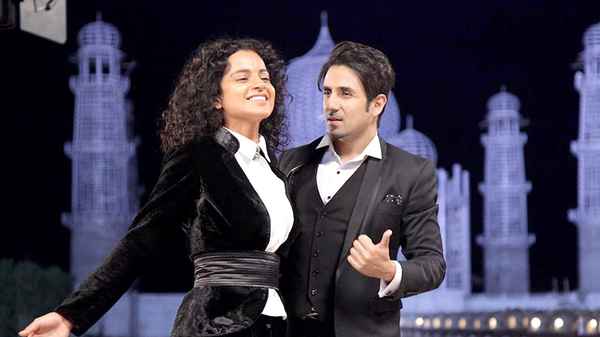 Revolver Rani Poster 1