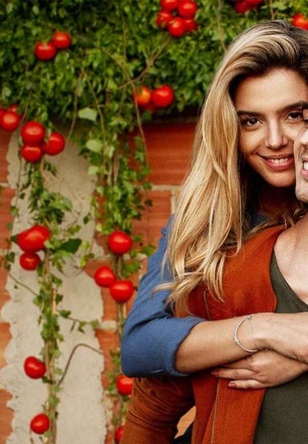 Rich in Love Poster 7