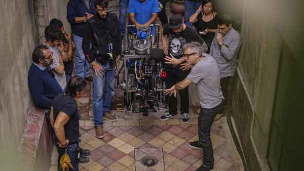 ROAD TO ROMA Poster 1