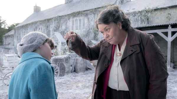 Roald & Beatrix: The Tail of the Curious Mouse Poster 6