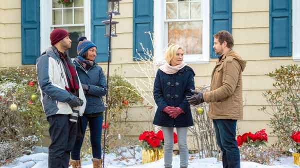 Romance at Reindeer Lodge Poster 1