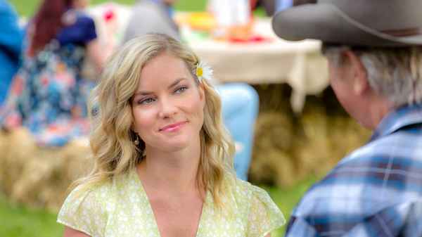 Royal Hearts Poster 4