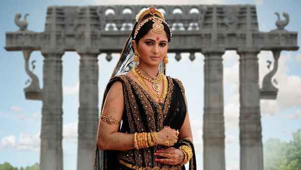 Rudhramadevi Poster 6