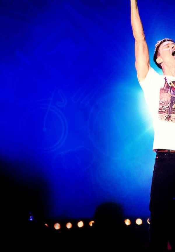 Russell Howard: Recalibrate Poster 5